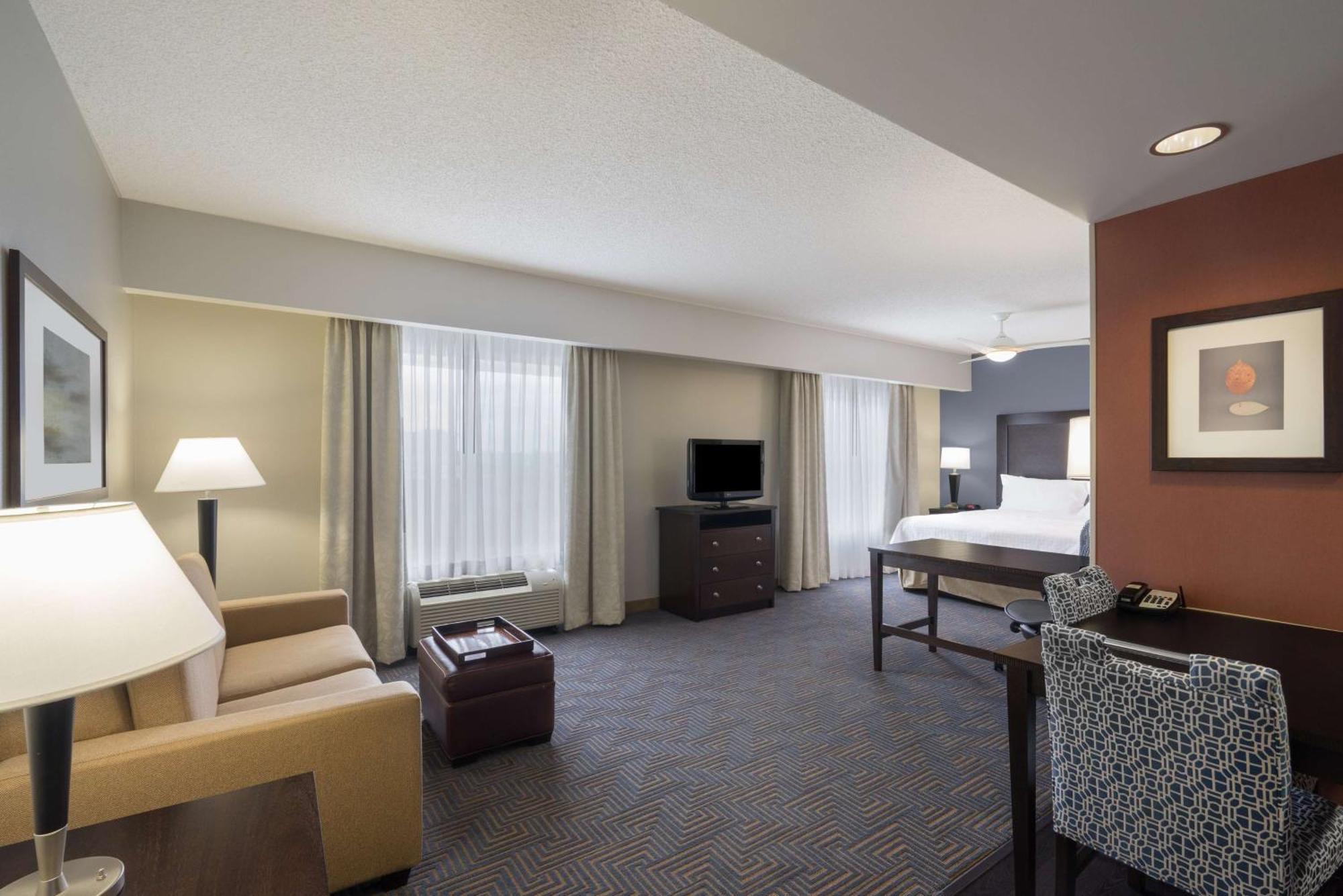 Homewood Suites By Hilton Louisville-East Exteriör bild