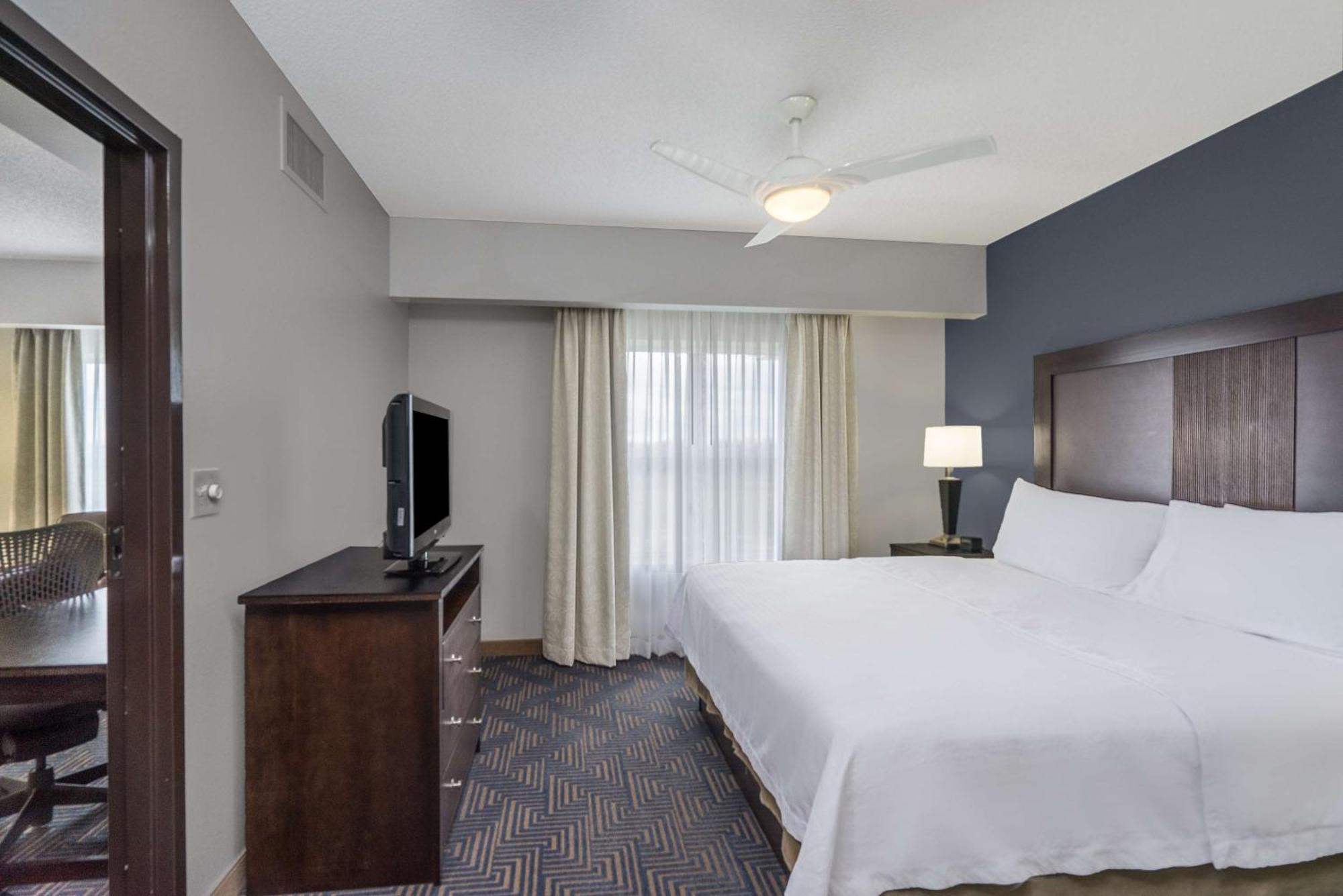 Homewood Suites By Hilton Louisville-East Exteriör bild