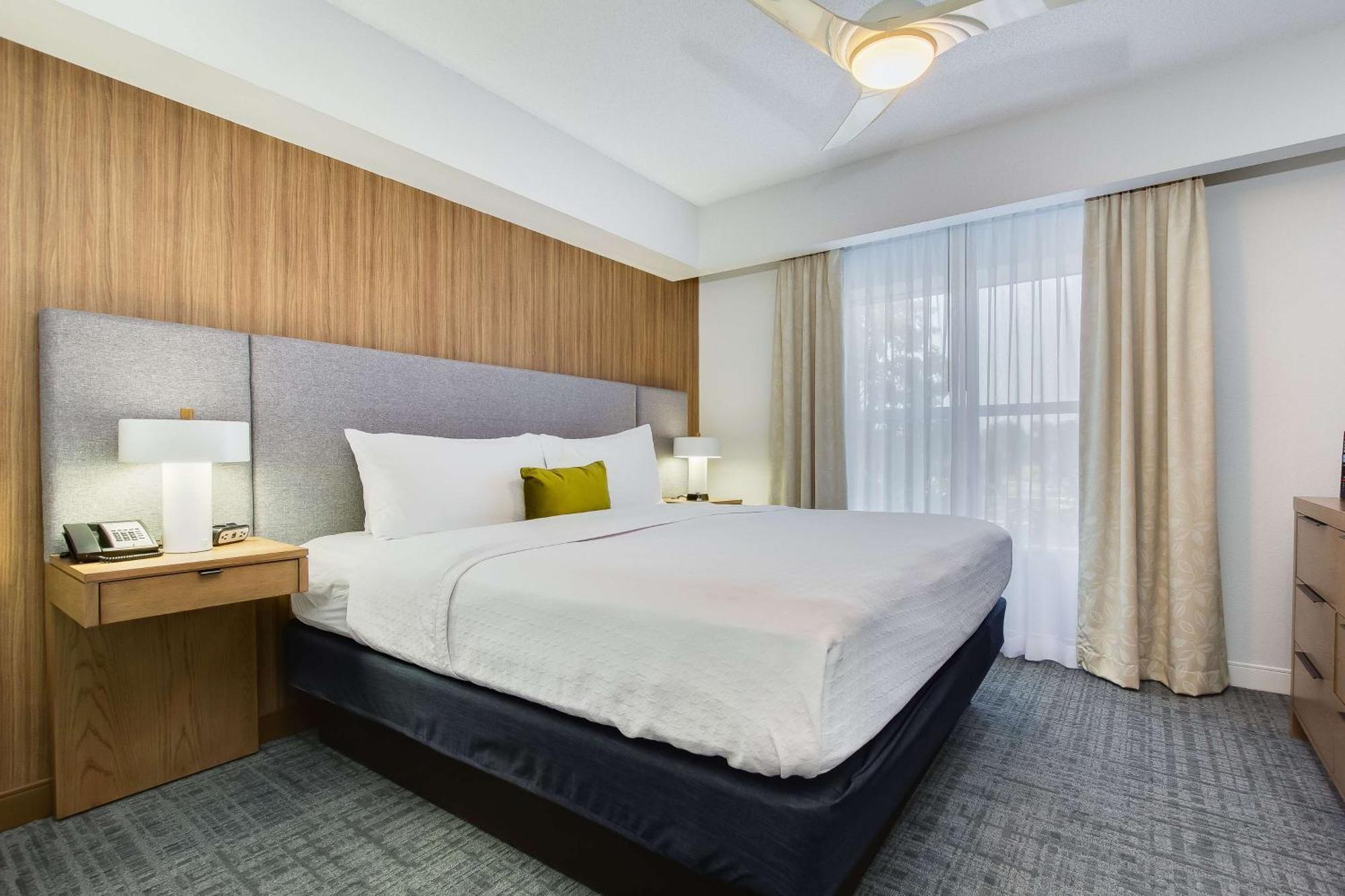 Homewood Suites By Hilton Louisville-East Exteriör bild