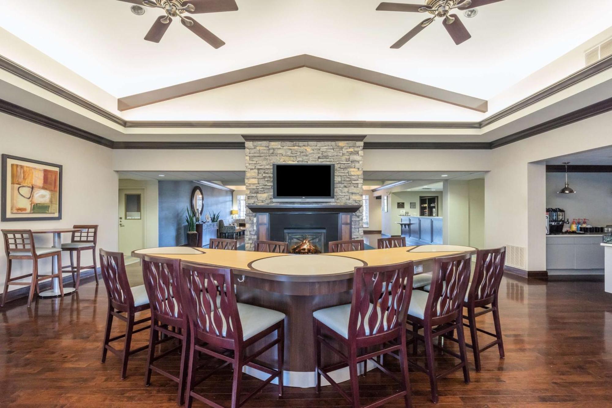Homewood Suites By Hilton Louisville-East Exteriör bild